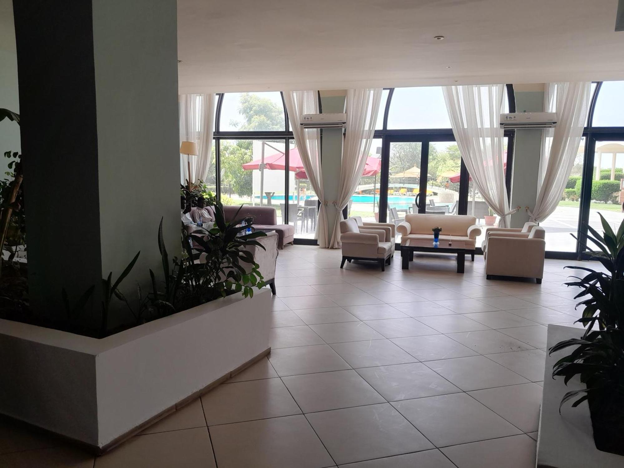 L'Amitie Hotel NʼDjamena Exterior foto