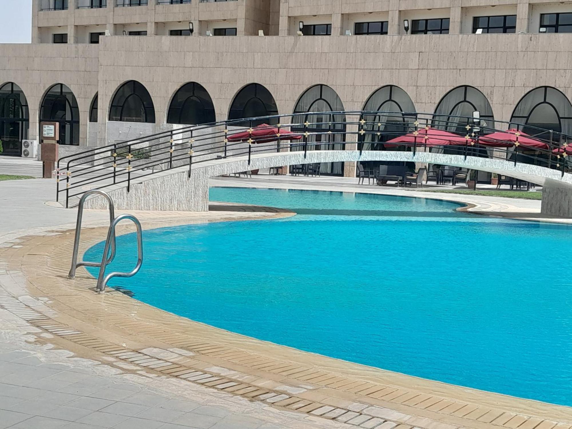 L'Amitie Hotel NʼDjamena Exterior foto